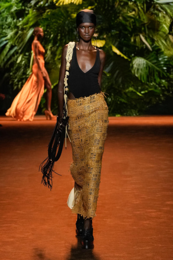 Fotoservizio/SS 2024/WOMEN/SFILATA/ROBERTO CAVALLI/DP2/10
