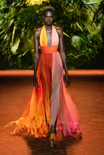 Fotoservizio/SS 2024/WOMEN/SFILATA/ROBERTO CAVALLI/DP2/4