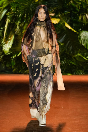 Fotoservizio/SS 2024/WOMEN/SFILATA/ROBERTO CAVALLI/DP2/21