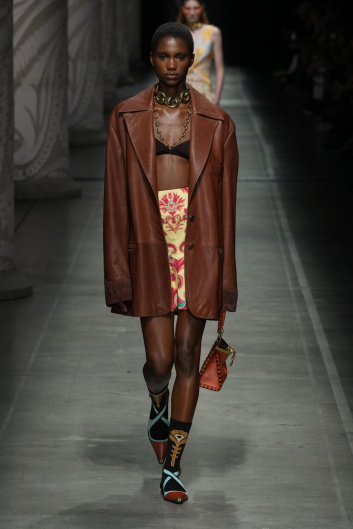 Fotoservizio/SS 2024/WOMEN/SFILATA/ETRO/DP2/4