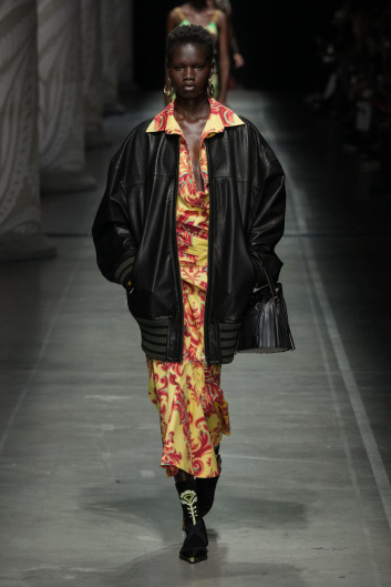 Fotoservizio/SS 2024/WOMEN/SFILATA/ETRO/DP2/6