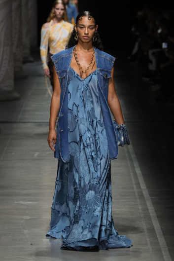 Fotoservizio/SS 2024/WOMEN/SFILATA/ETRO/DP2/6