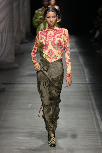 Fotoservizio/SS 2024/WOMEN/SFILATA/ETRO/DP2/1