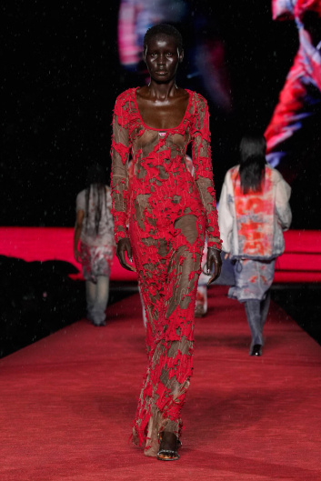 Fotoservizio/SS 2024/WOMEN/SFILATA/DIESEL/DP2/3