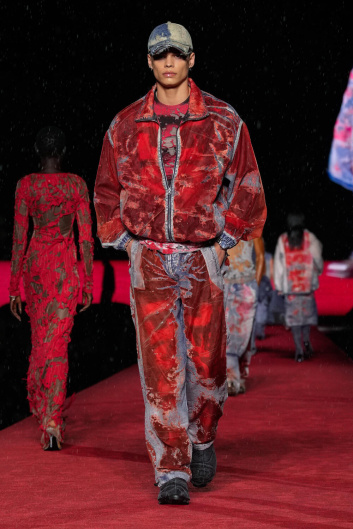 Fotoservizio/SS 2024/WOMEN/SFILATA/DIESEL/DP2/4