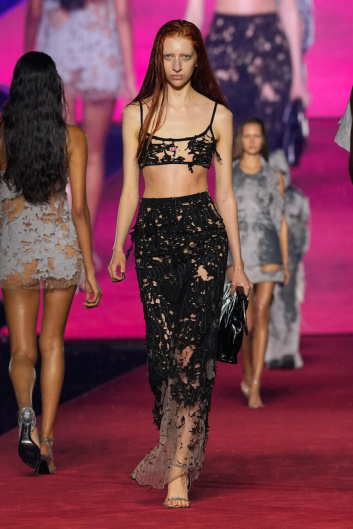 Fotoservizio/SS 2024/WOMEN/SFILATA/DIESEL/DP2/2