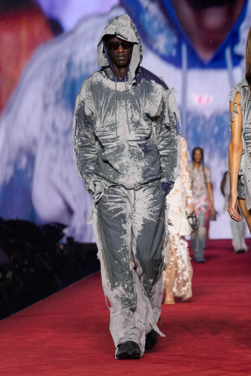 Fotoservizio/SS 2024/WOMEN/SFILATA/DIESEL/DP2/4