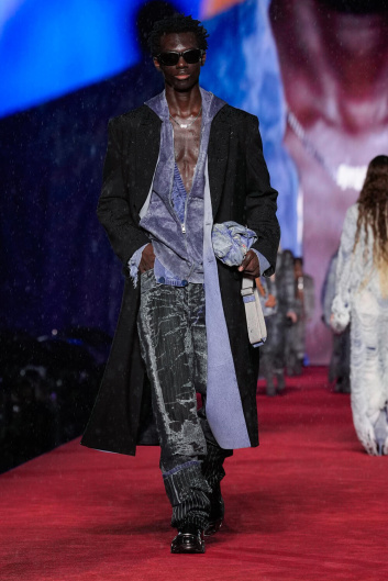 Fotoservizio/SS 2024/WOMEN/SFILATA/DIESEL/DP2/0