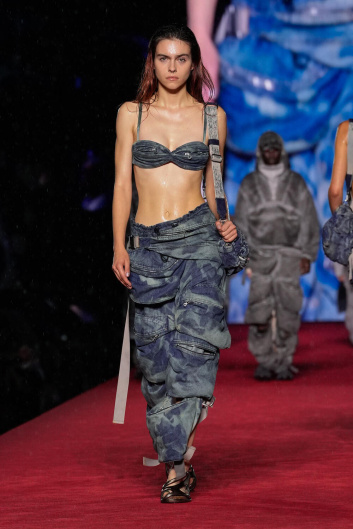 Fotoservizio/SS 2024/WOMEN/SFILATA/DIESEL/DP2/7