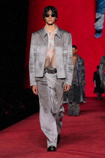 Fotoservizio/SS 2024/WOMEN/SFILATA/DIESEL/DP2/4