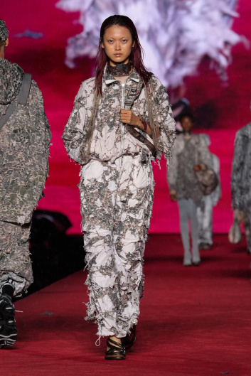 Fotoservizio/SS 2024/WOMEN/SFILATA/DIESEL/DP2/0