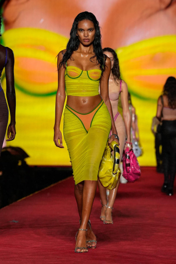 Fotoservizio/SS 2024/WOMEN/SFILATA/DIESEL/DP2/8
