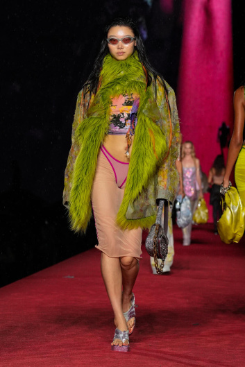 Fotoservizio/SS 2024/WOMEN/SFILATA/DIESEL/DP2/10