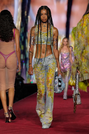 Fotoservizio/SS 2024/WOMEN/SFILATA/DIESEL/DP2/11