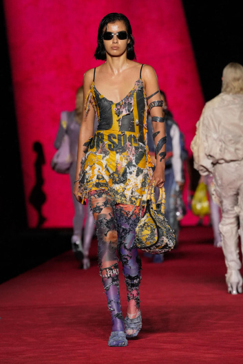 Fotoservizio/SS 2024/WOMEN/SFILATA/DIESEL/DP2/16