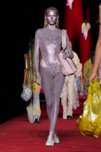 Fotoservizio/SS 2024/WOMEN/SFILATA/DIESEL/DP2/13