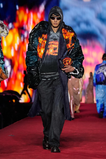 Fotoservizio/SS 2024/WOMEN/SFILATA/DIESEL/DP2/22