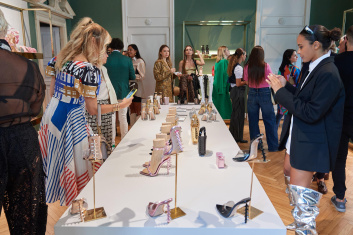 Fotoservizio/SS 2024/WOMEN/PRESENTAZIONE/LE SILLA/DP2/2