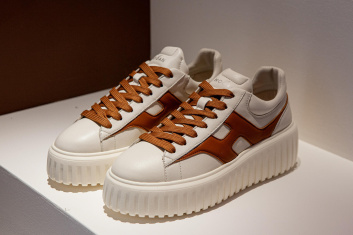 Fotoservizio/SS 2024/WOMEN/PRESENTAZIONE/HOGAN/DP2/28