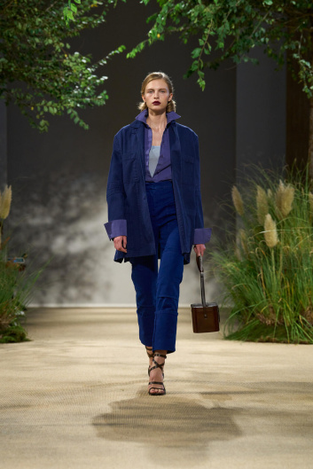 Fotoservizio/SS 2024/WOMEN/SFILATA/MAX MARA/DP2/5