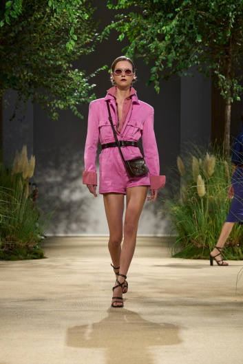 Fotoservizio/SS 2024/WOMEN/SFILATA/MAX MARA/DP2/8
