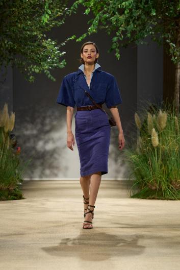 Fotoservizio/SS 2024/WOMEN/SFILATA/MAX MARA/DP2/2