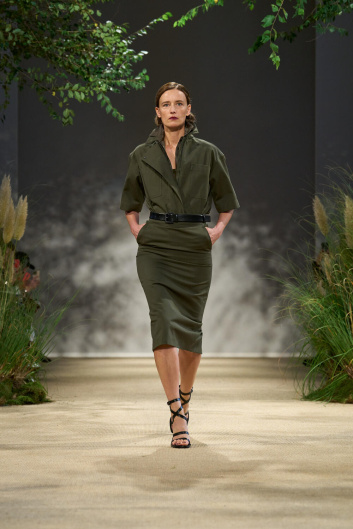 Fotoservizio/SS 2024/WOMEN/SFILATA/MAX MARA/DP2/36