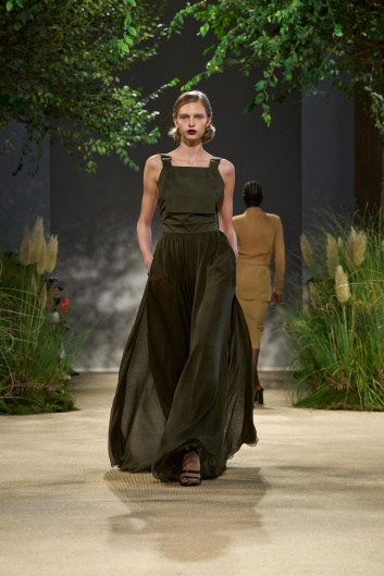 Fotoservizio/SS 2024/WOMEN/SFILATA/MAX MARA/DP2/38