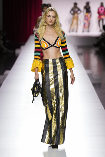 Fotoservizio/SS 2024/WOMEN/SFILATA/MOSCHINO/DP2/4