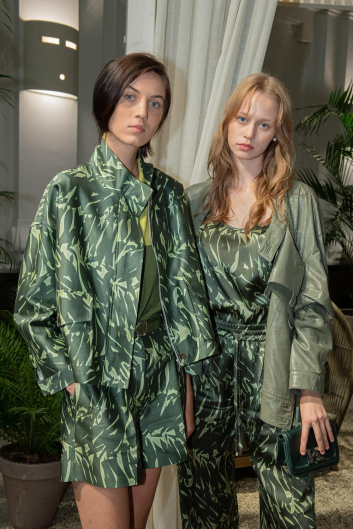 Fotoservizio/SS 2024/WOMEN/PRESENTAZIONE/KITON/DP2/21