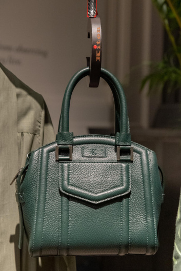 Fotoservizio/SS 2024/WOMEN/PRESENTAZIONE/KITON/DP2/33
