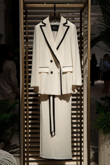 Fotoservizio/SS 2024/WOMEN/PRESENTAZIONE/KITON/DP2/25