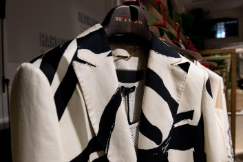 Fotoservizio/SS 2024/WOMEN/PRESENTAZIONE/KITON/DP2/35