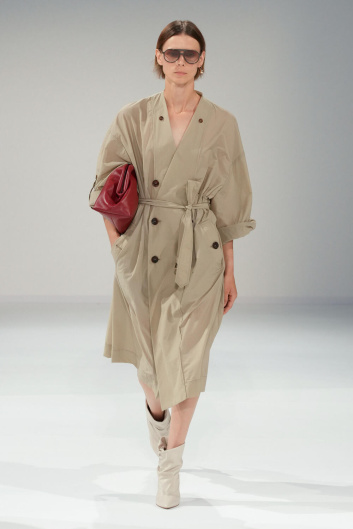 Fotoservizio/SS 2024/WOMEN/SFILATA/PHILOSOPHY DI LORENZO SERAFINI/DP2/10