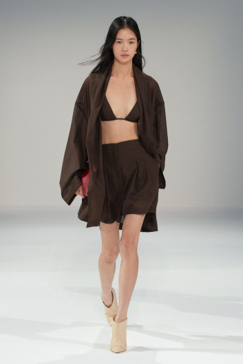 Fotoservizio/SS 2024/WOMEN/SFILATA/PHILOSOPHY DI LORENZO SERAFINI/DP2/11