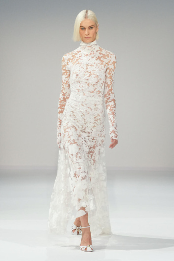 Fotoservizio/SS 2024/WOMEN/SFILATA/PHILOSOPHY DI LORENZO SERAFINI/DP2/2