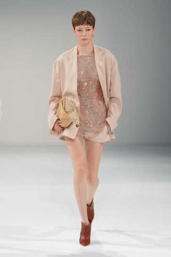Fotoservizio/SS 2024/WOMEN/SFILATA/PHILOSOPHY DI LORENZO SERAFINI/DP2/1