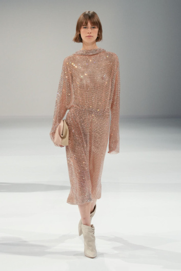 Fotoservizio/SS 2024/WOMEN/SFILATA/PHILOSOPHY DI LORENZO SERAFINI/DP2/2