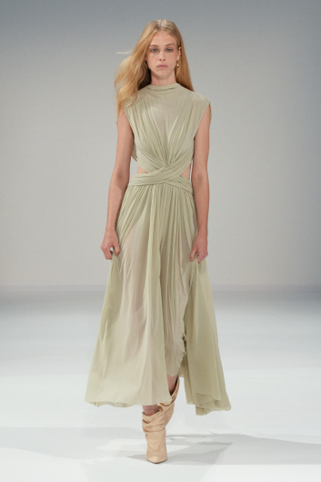 Fotoservizio/SS 2024/WOMEN/SFILATA/PHILOSOPHY DI LORENZO SERAFINI/DP2/8