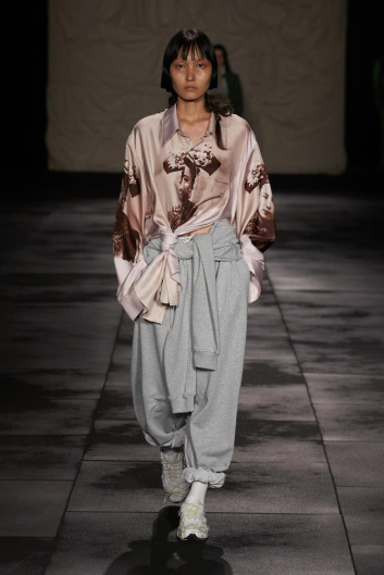 Fotoservizio/SS 2024/WOMEN/SFILATA/ACT N°1/DP2/0