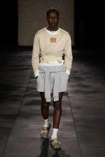 Fotoservizio/SS 2024/WOMEN/SFILATA/ACT N°1/DP2/9