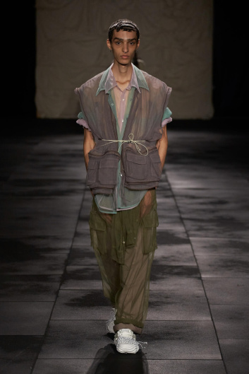Fotoservizio/SS 2024/WOMEN/SFILATA/ACT N°1/DP2/12