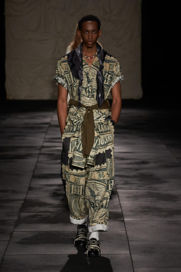 Fotoservizio/SS 2024/WOMEN/SFILATA/ACT N°1/DP2/5