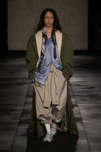 Fotoservizio/SS 2024/WOMEN/SFILATA/ACT N°1/DP2/18