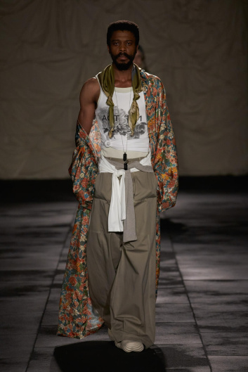 Fotoservizio/SS 2024/WOMEN/SFILATA/ACT N°1/DP2/27