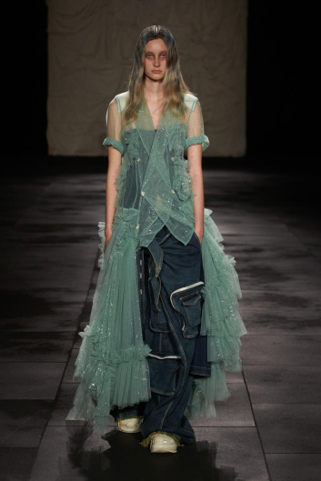 Fotoservizio/SS 2024/WOMEN/SFILATA/ACT N°1/DP2/28