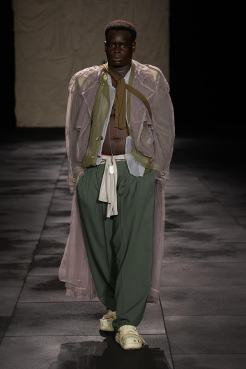 Fotoservizio/SS 2024/WOMEN/SFILATA/ACT N°1/DP2/30