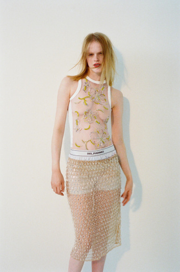 Fotoservizio/SS 2024/WOMEN/PRESENTAZIONE/DES_PHEMMES/DP2/7