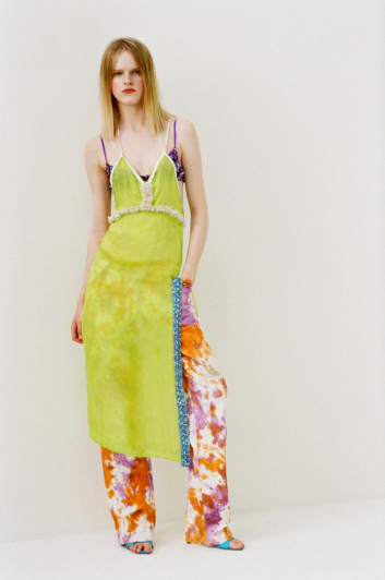 Fotoservizio/SS 2024/WOMEN/PRESENTAZIONE/DES_PHEMMES/DP2/16