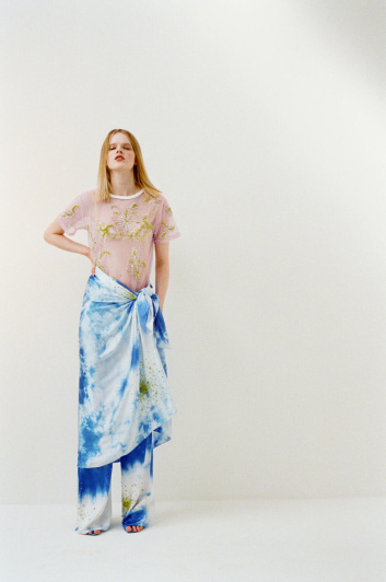 Fotoservizio/SS 2024/WOMEN/PRESENTAZIONE/DES_PHEMMES/DP2/18